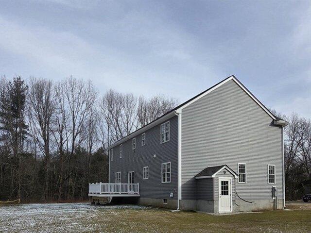 House for sale in North Uxbridge, Massachusetts