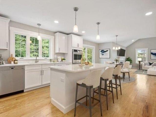 House for sale in North Uxbridge, Massachusetts