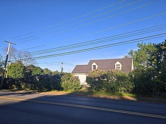 House for sale in Maine