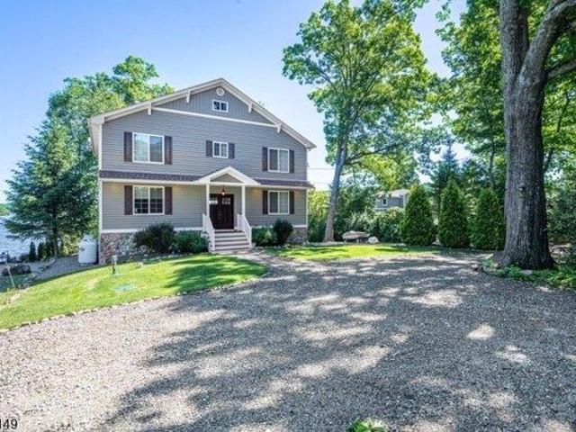 House for sale in Glenwood, New Jersey