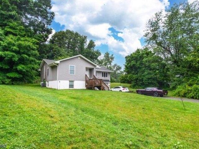 House for sale in Glenwood, New Jersey
