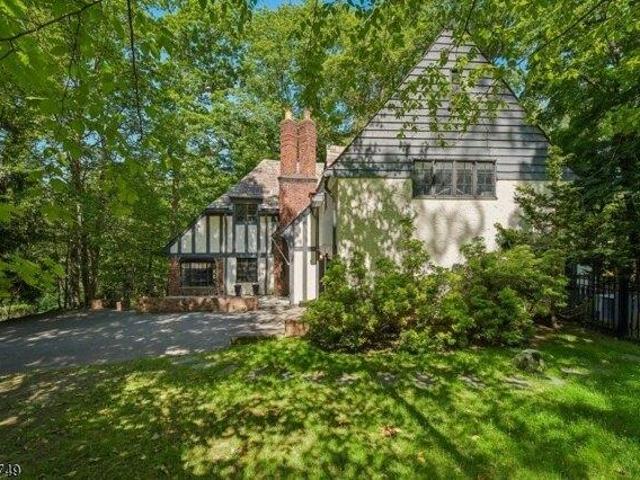 House for sale in Verona, New Jersey