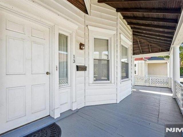House for sale in Verona, Essex County