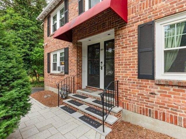 House for sale in Wakefield, Massachusetts