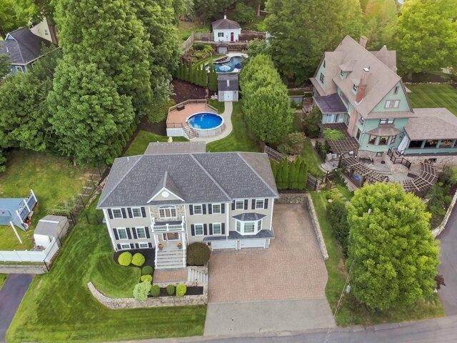 House for sale in Wakefield, Massachusetts