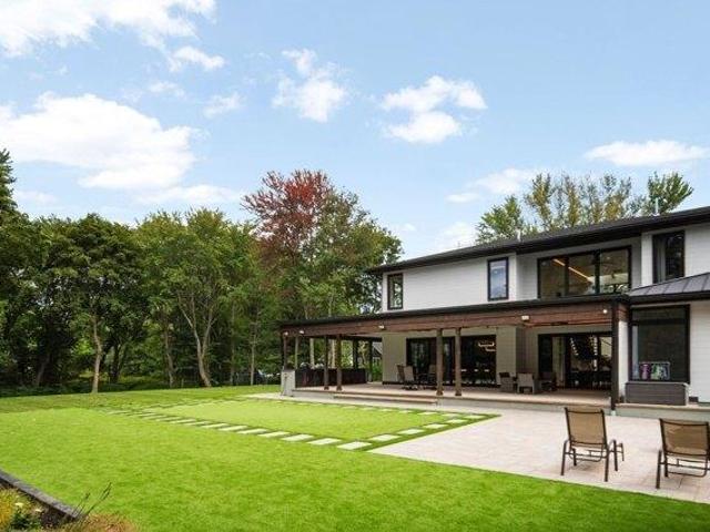 House for sale in Wakefield, Middlesex County
