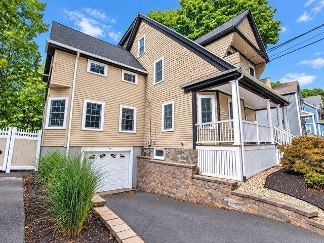 House for sale in Wakefield, Middlesex County