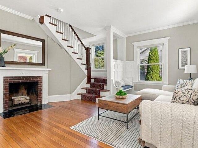 House for sale in Wakefield, Middlesex County