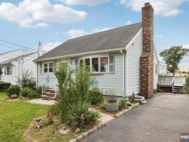 House for sale in Waldwick, Bergen County