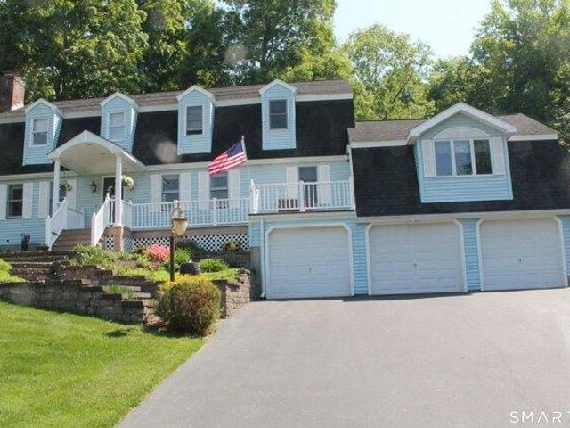 House for sale in Wallingford, Connecticut