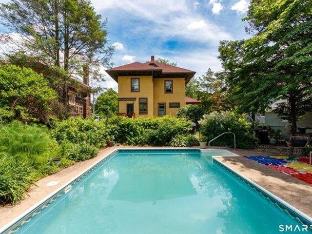 House for sale in Wallingford, Connecticut