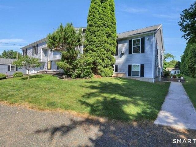 House for sale in Wallingford, Connecticut
