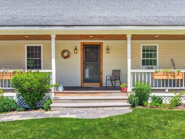 House for sale in East Wallingford, Vermont