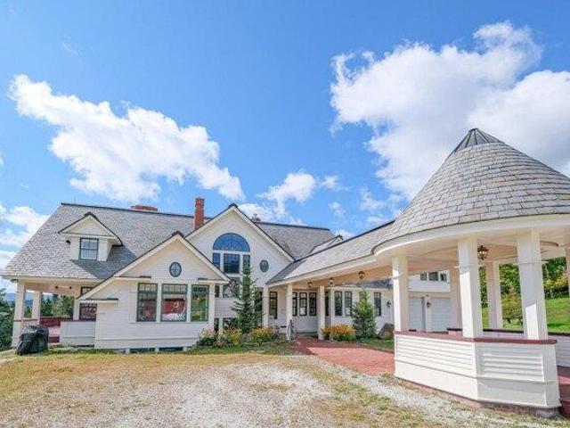 House for sale in East Wallingford, Vermont
