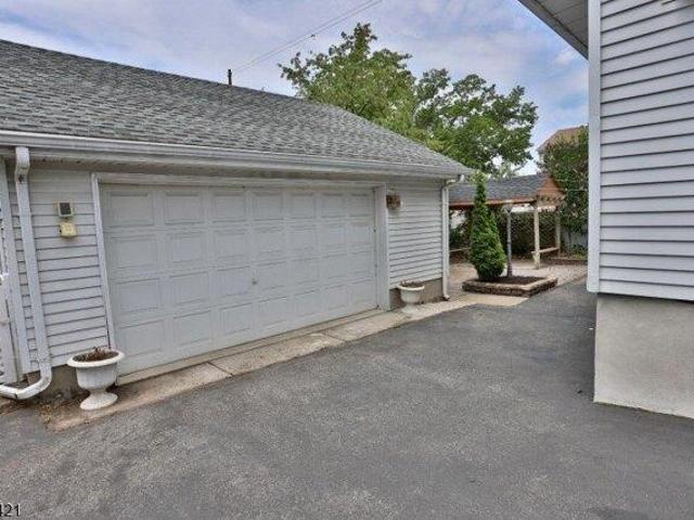 House for sale in Wallington, New Jersey