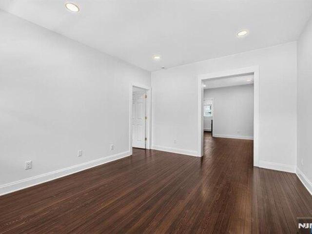 House for sale in Wallington, New Jersey