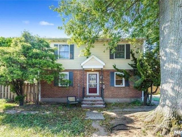 House for sale in Wallington, New Jersey
