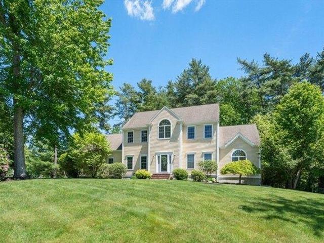 House for sale in Walpole, Massachusetts