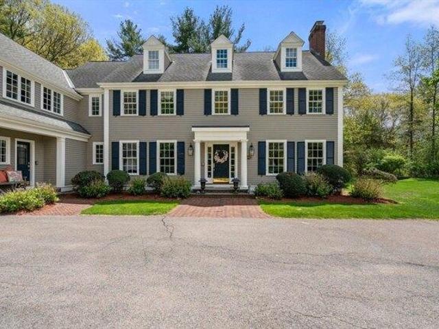 House for sale in Walpole, Massachusetts