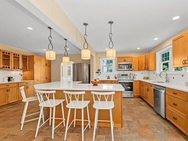 House for sale in Walpole, Norfolk County