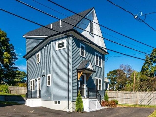 House for sale in Kingston, Waltham