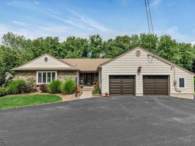 House for sale in Passaic, New Jersey