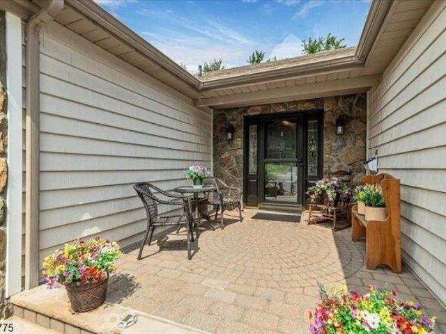 House for sale in Passaic, New Jersey