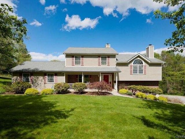 House for sale in Wappingers Falls, New York