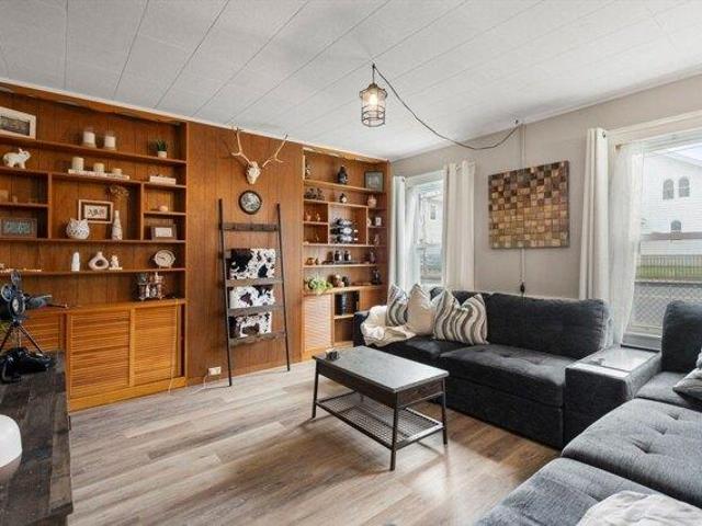 House for sale in Warren, Massachusetts