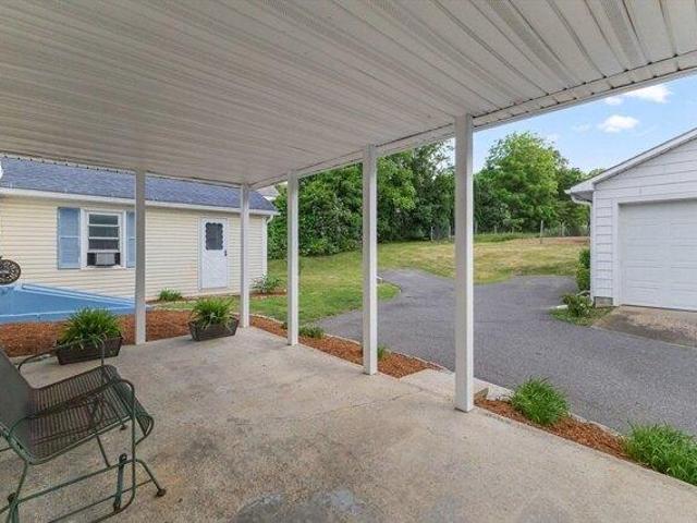 House for sale in Warren, Massachusetts