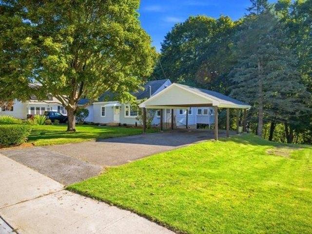 House for sale in Warren, Worcester County