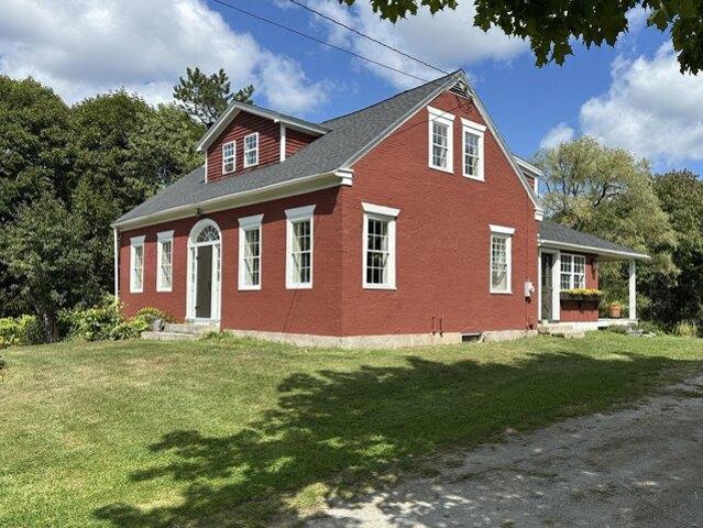 House for sale in Warren, Maine
