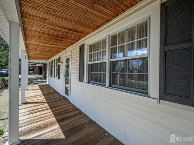 House for sale in Warren, New Jersey