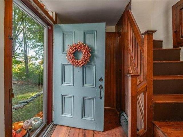 House for sale in East Warren, Warren