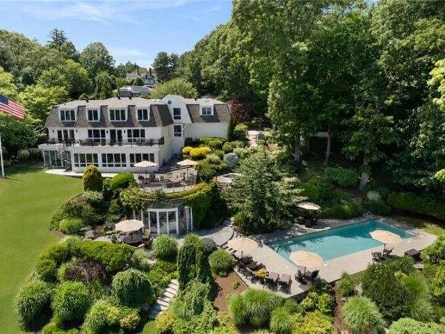 House for sale in Warwick, Rhode Island