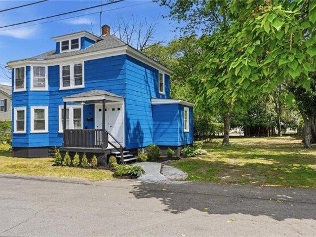 House for sale in Warwick, Rhode Island