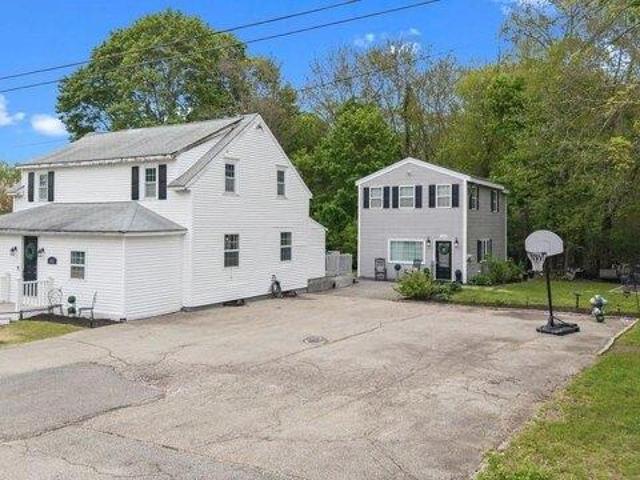 House for sale in Warwick, Rhode Island