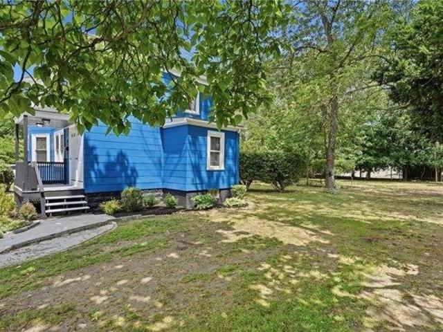 House for sale in Warwick, Rhode Island