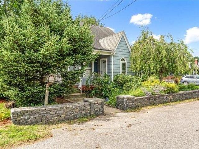 House for sale in Warwick, Rhode Island