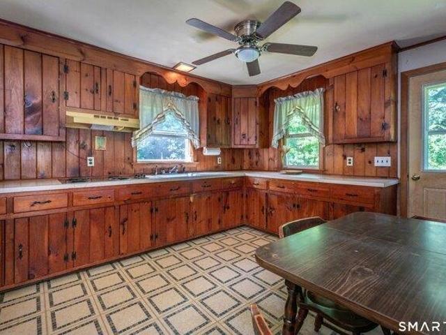 House for sale in Washington, Northwest Hills Planning Region