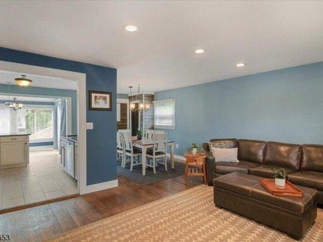 House for sale in Washington, New Jersey