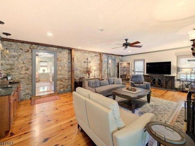 House for sale in Changewater, New Jersey