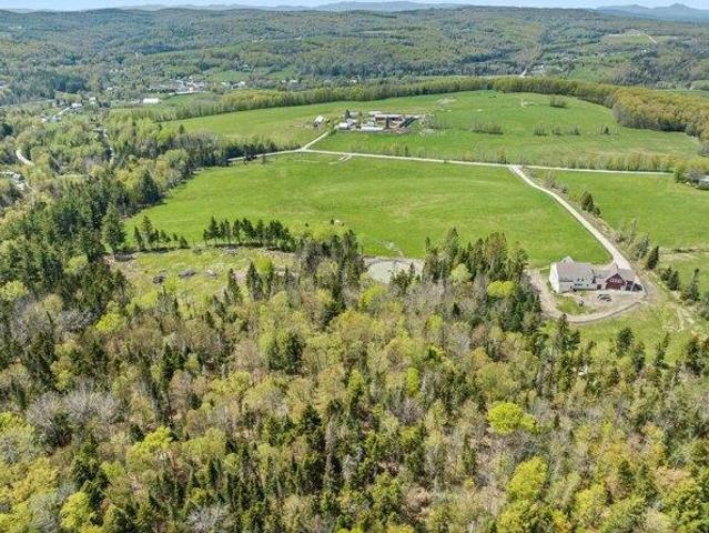 House for sale in Washington, Vermont