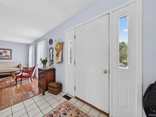House for sale in Washingtonville, New York
