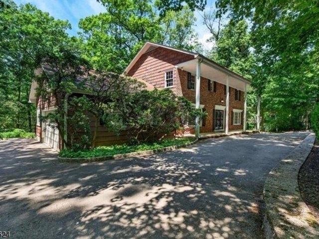 House for sale in Watchung, New Jersey