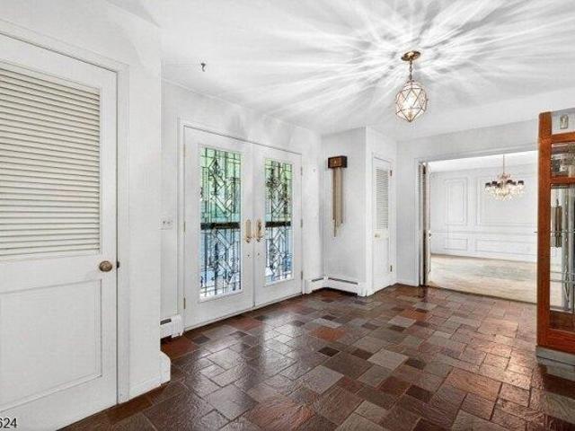 House for sale in Watchung, New Jersey