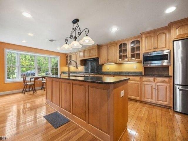 House for sale in Washingtonville, Watchung