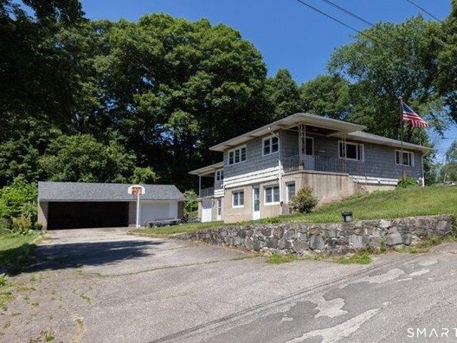 House for sale in Waterbury, Connecticut