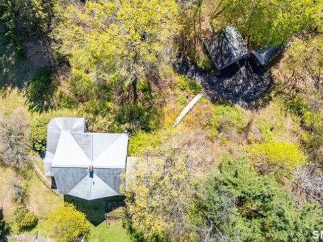 House for sale in Waterbury, Connecticut