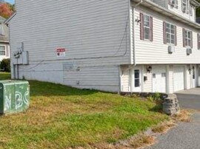 House for sale in Fair Lawn, Waterbury